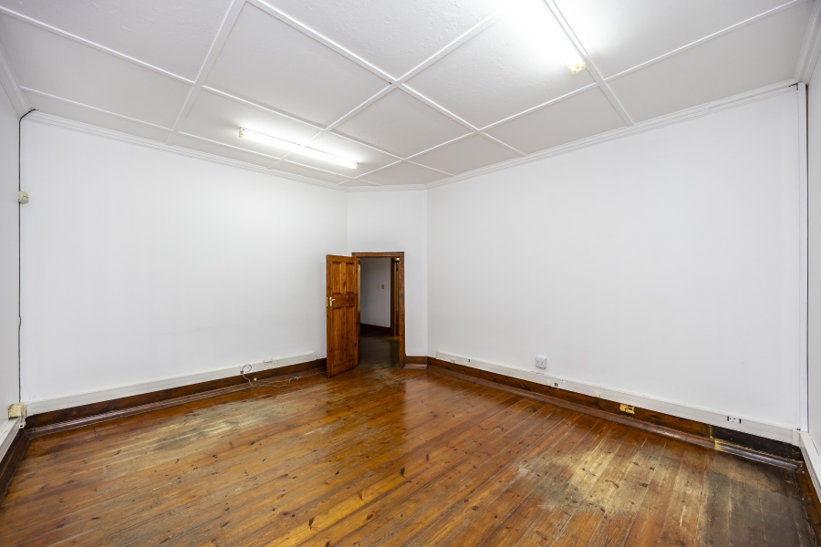 8 Bedroom Property for Sale in Vincent Eastern Cape